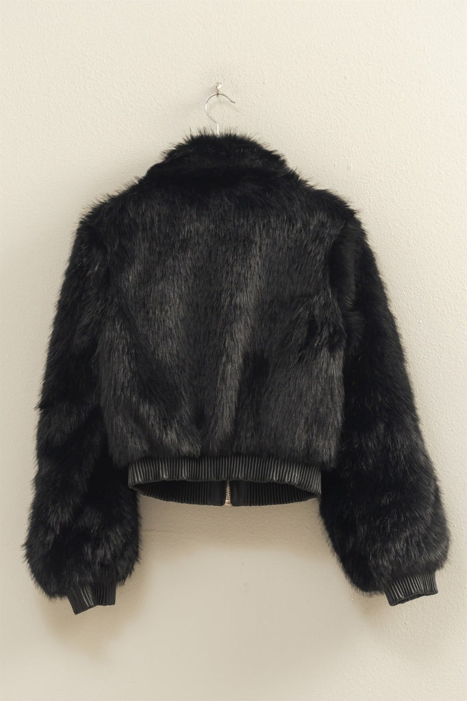 Cozy Luxe Faux Fur Jacket - Black