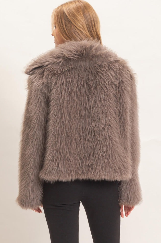 The Elevated Classic Faux Fur Jacket - Brown