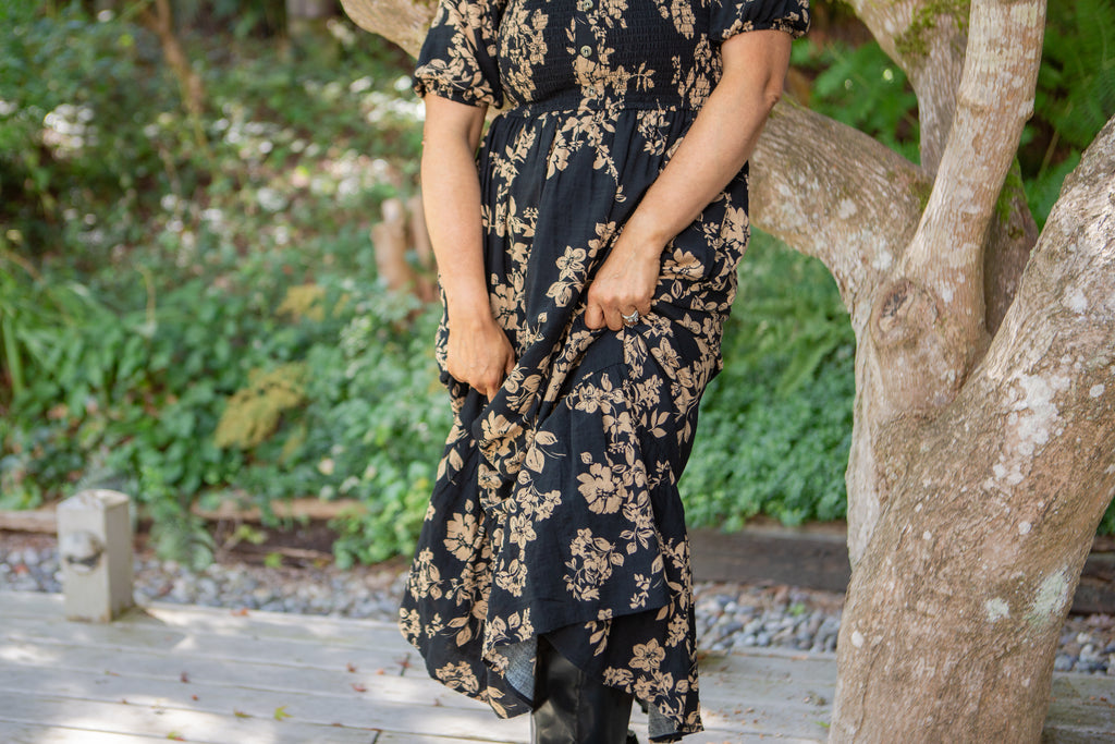 Square Neckline Balloon Sleeve Midi