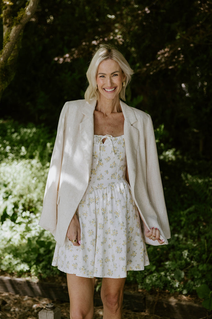 The Elevated Linen Blazer - Oatmeal