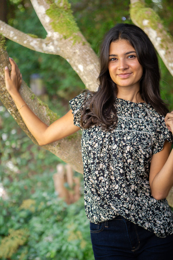 Short Ruffle Sleeve Blouse - Floral Black