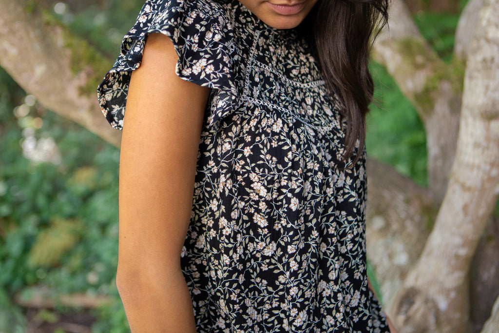 Short Ruffle Sleeve Blouse - Floral Black