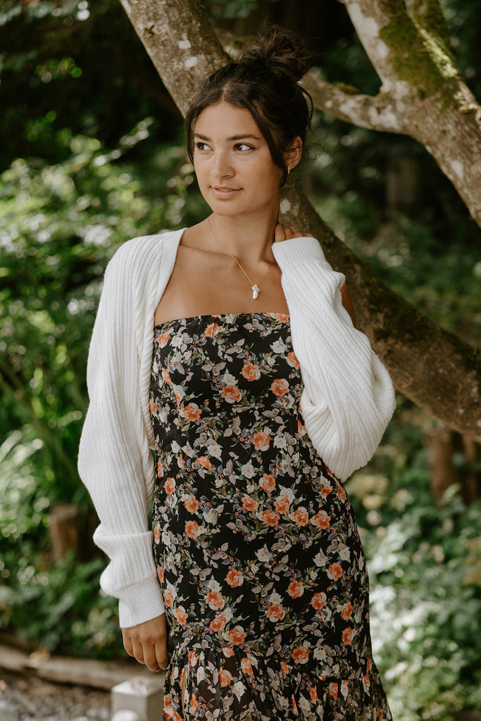 The Cropped Ballet Shrug - Cream