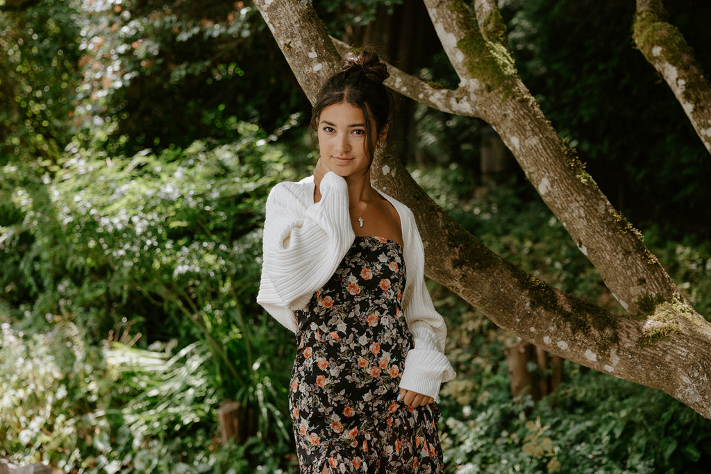 The Cropped Ballet Shrug - Cream