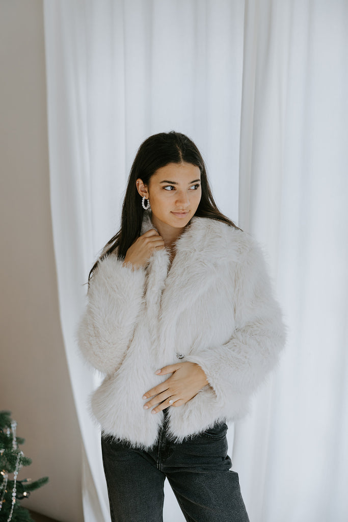 The Elevated Classic Faux Fur Jacket - Cream