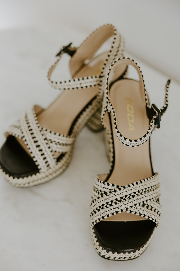 Woven Block Heel Sandal - Black