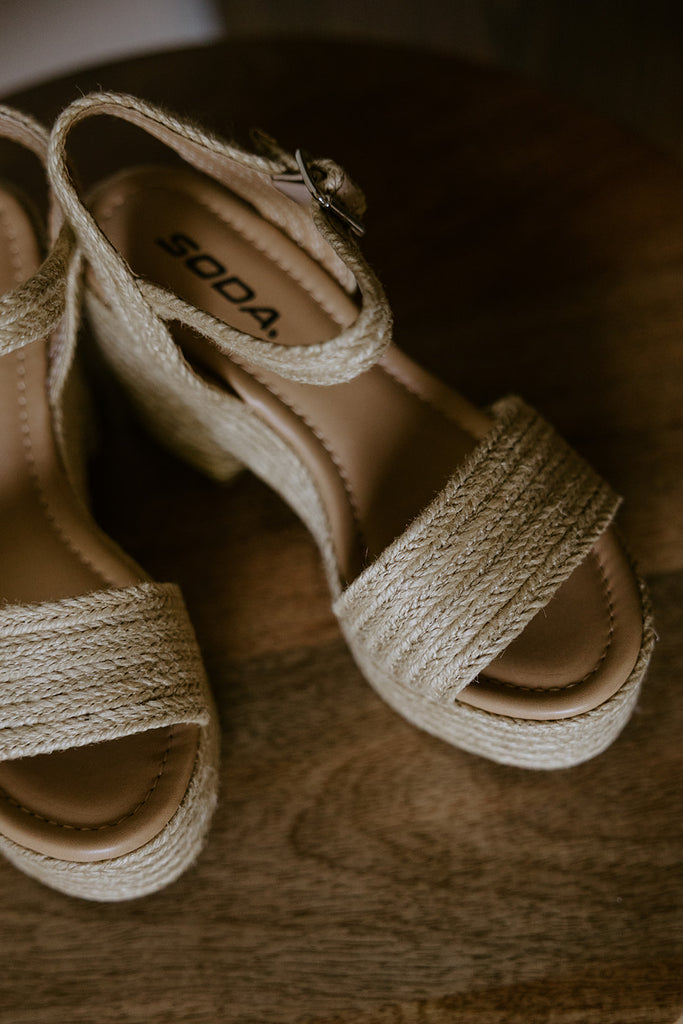 Castle Sandal - Natural