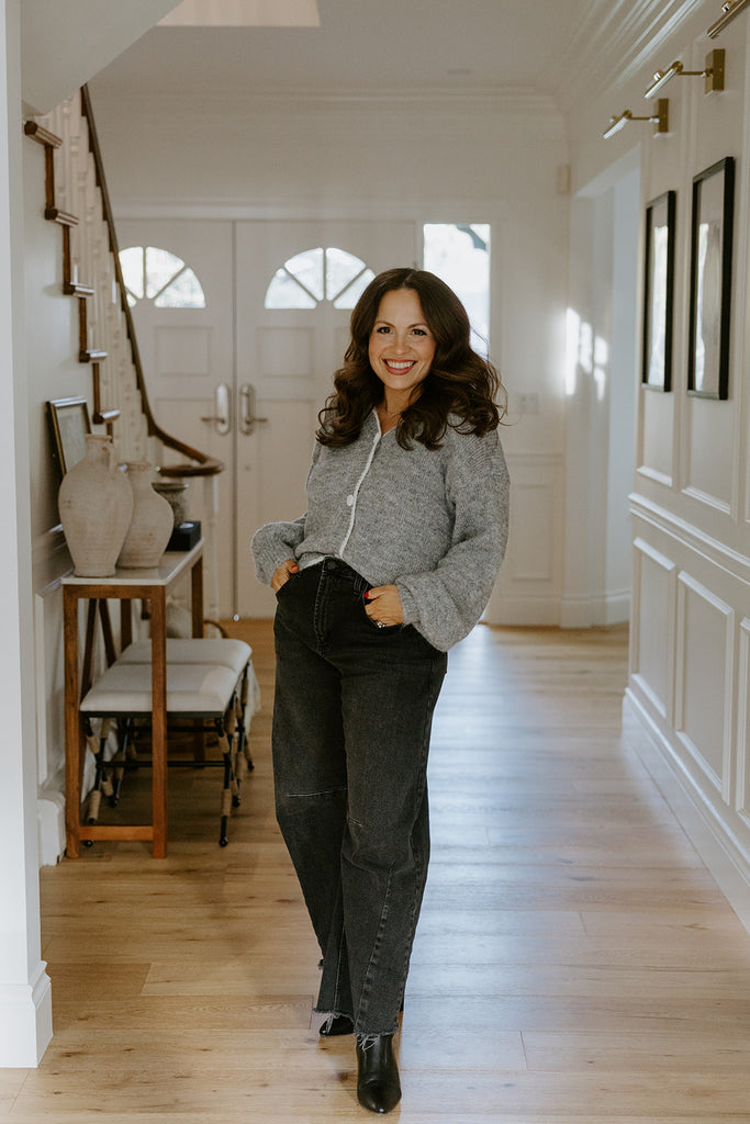 Scalloped Sweater With White Trim - Grey