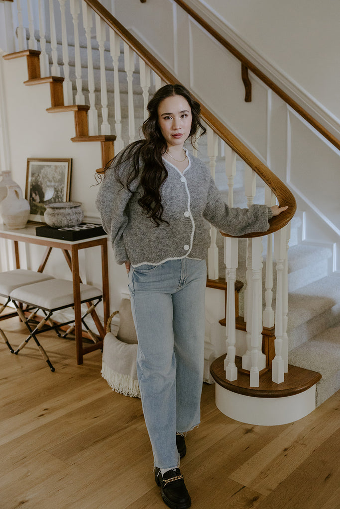 Scalloped Sweater With White Trim - Grey
