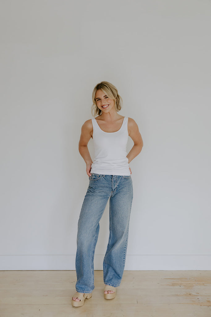 Relaxed Straight Jean - Medium