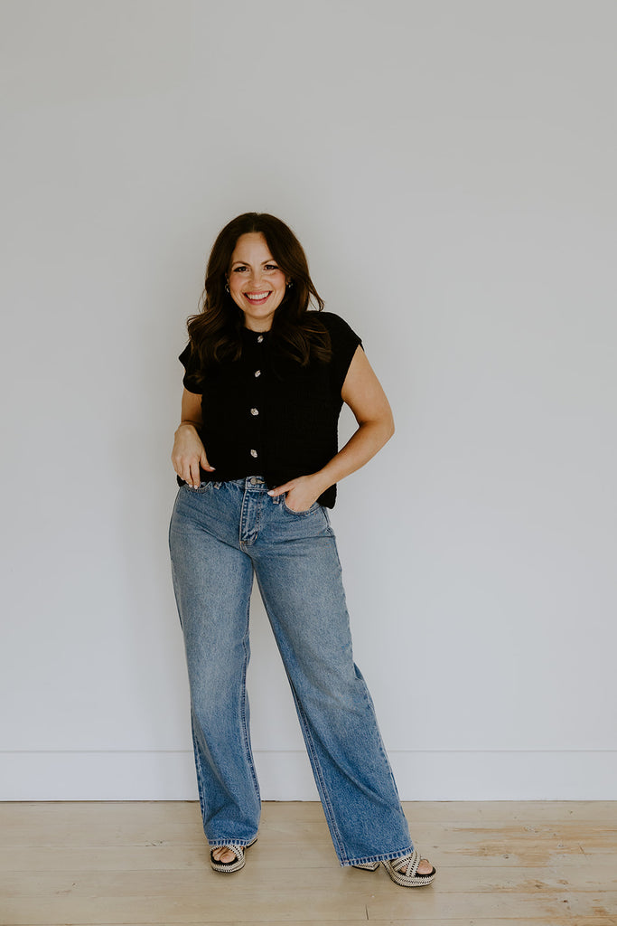 Knit Vest With Cap Sleeve - Black