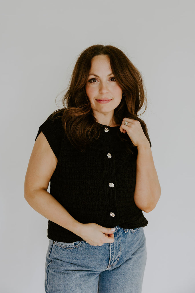 Knit Vest With Cap Sleeve - Black