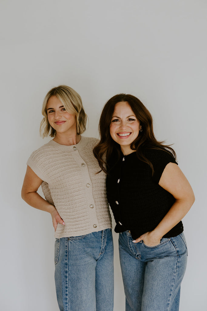 Knit Vest With Cap Sleeve - Black