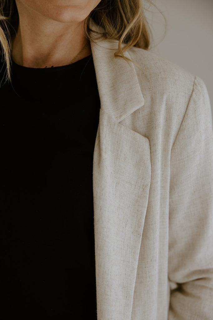 The Elevated Linen Blazer - Oatmeal