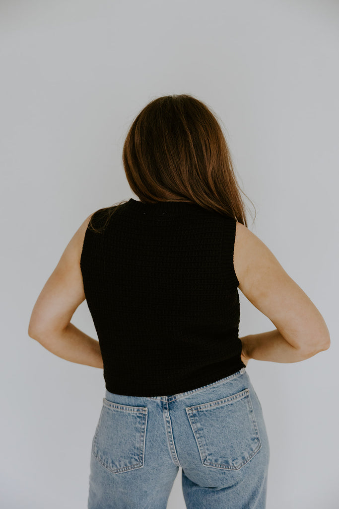 Sleeveless Knit Vest - Black