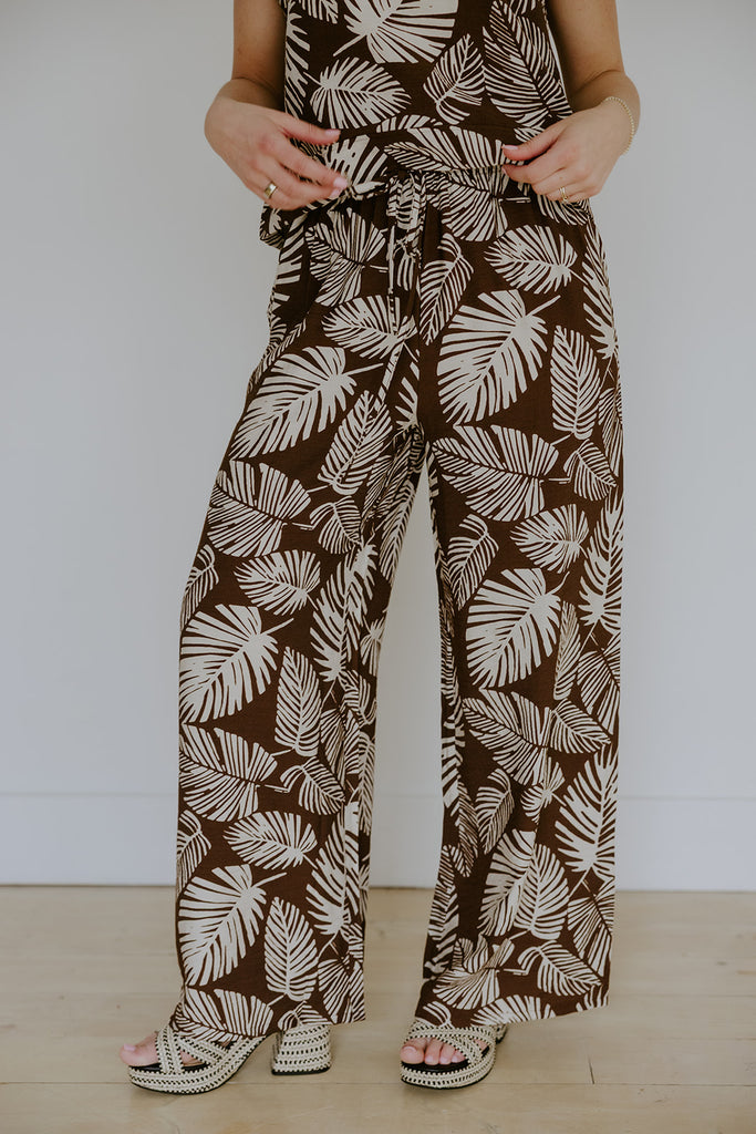 Resort Print Two Piece Set - Brown