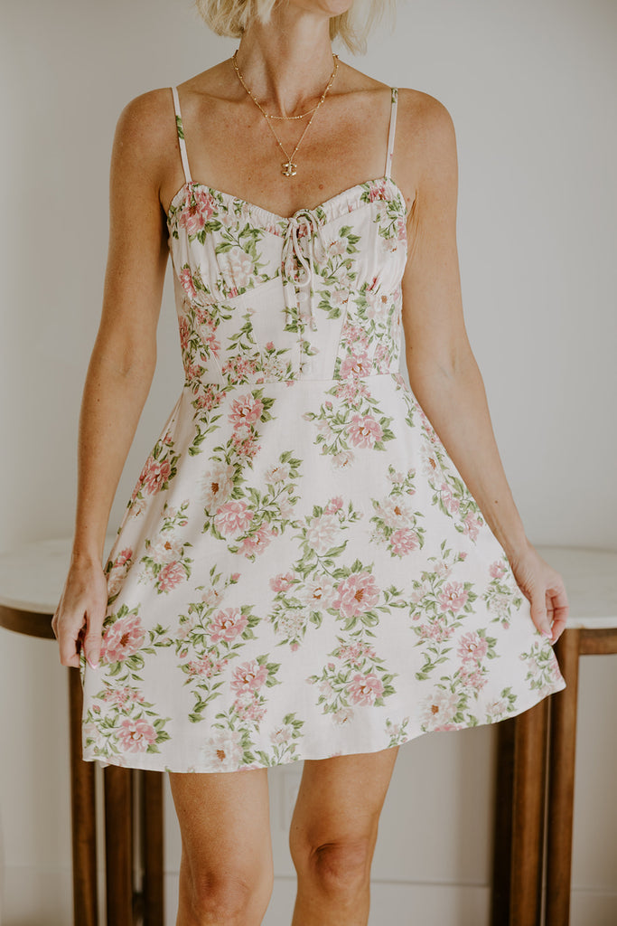 Dreaming Floral Dress - Pink