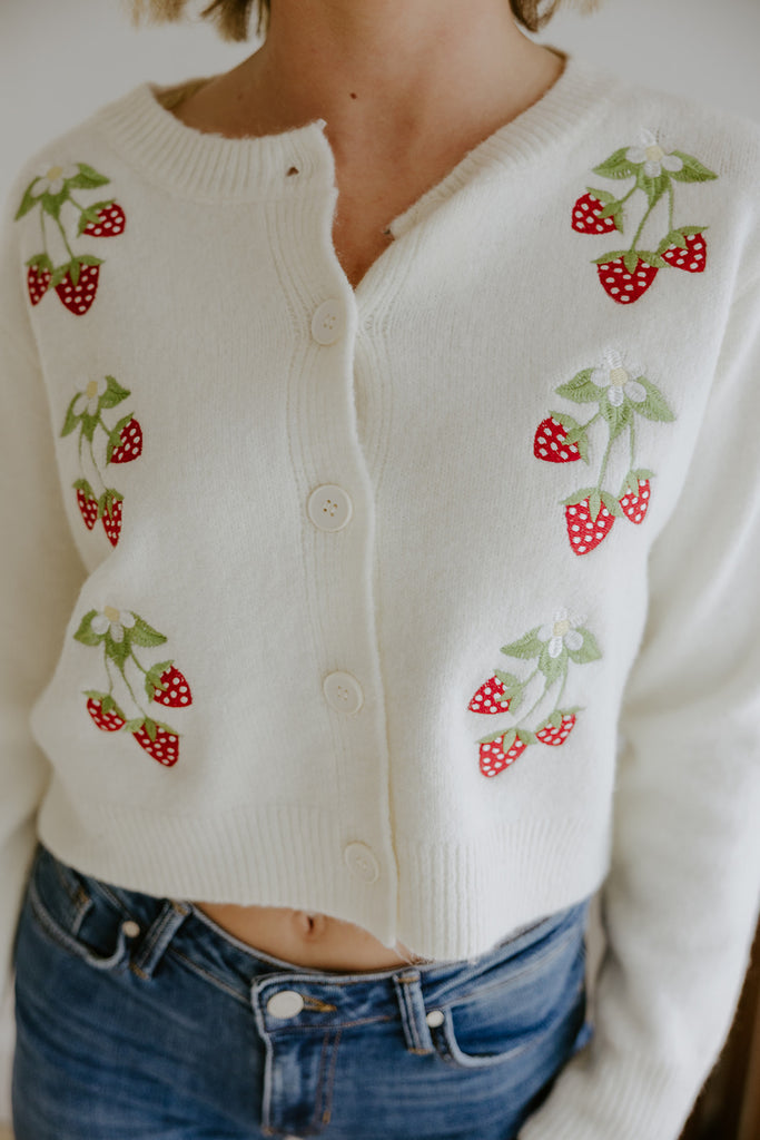 Strawberry Cardigan - Ivory