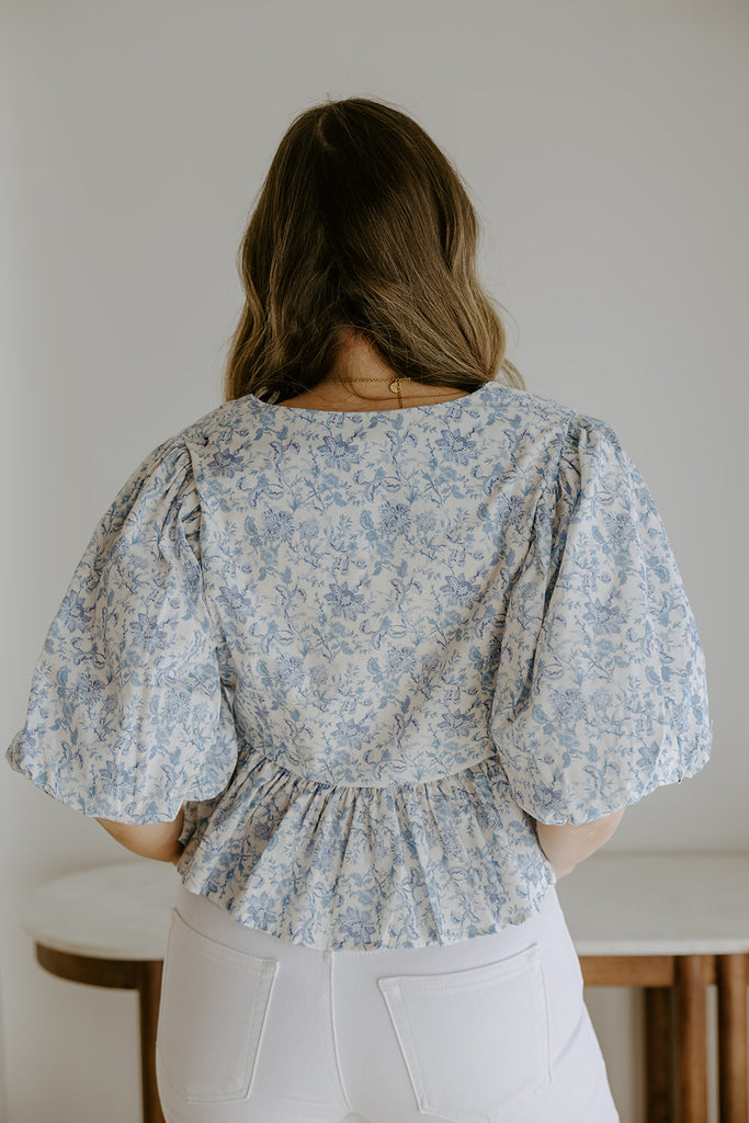 Puff Sleeve Front Tie Floral Top