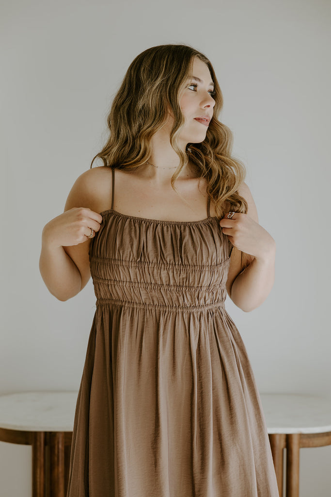Lightweight Ruched Top Midi Dress - Mocha