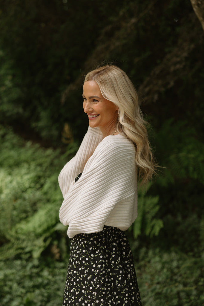 The Cropped Ballet Shrug - Cream