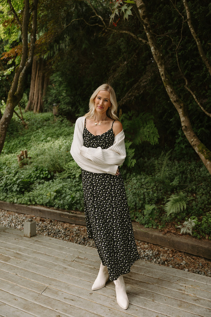 The Cropped Ballet Shrug - Cream