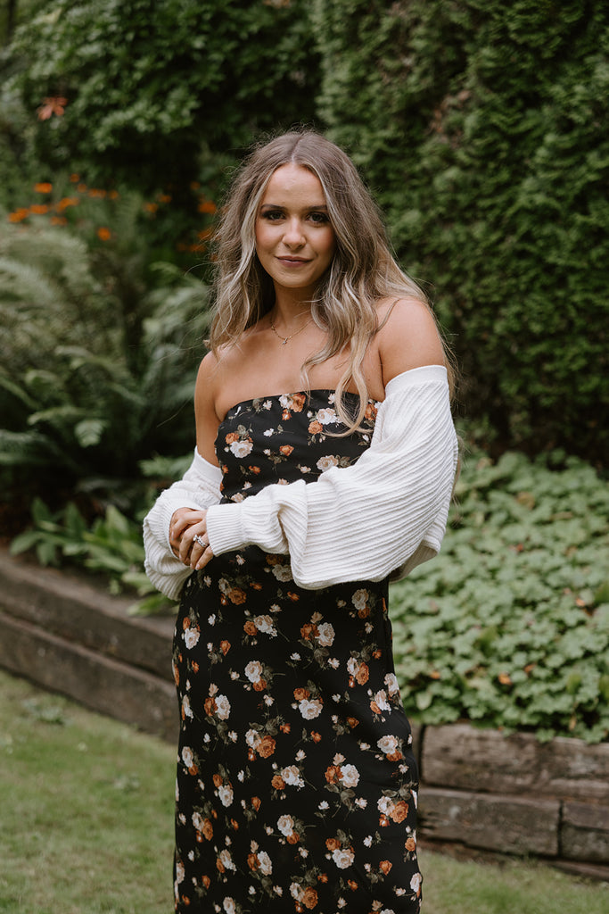 The Cropped Ballet Shrug - Cream