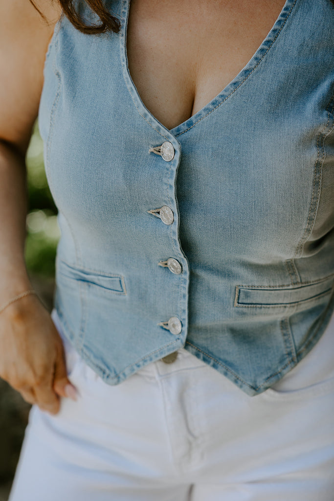 Denim Vest - Stretchy - Light Blue