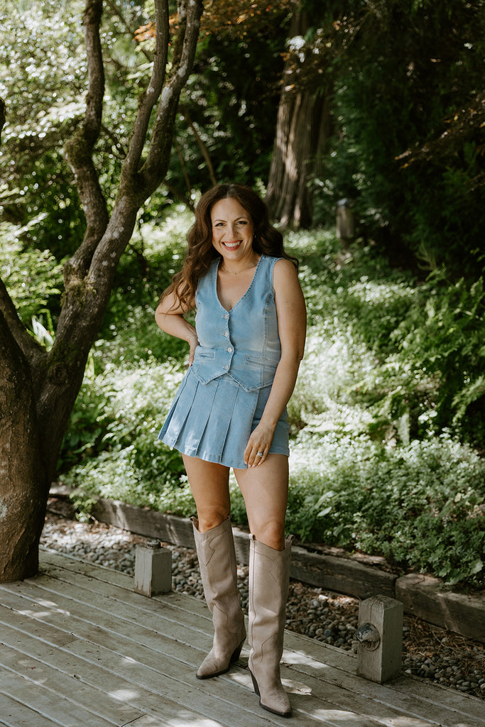 Denim Vest - Stretchy - Light Blue