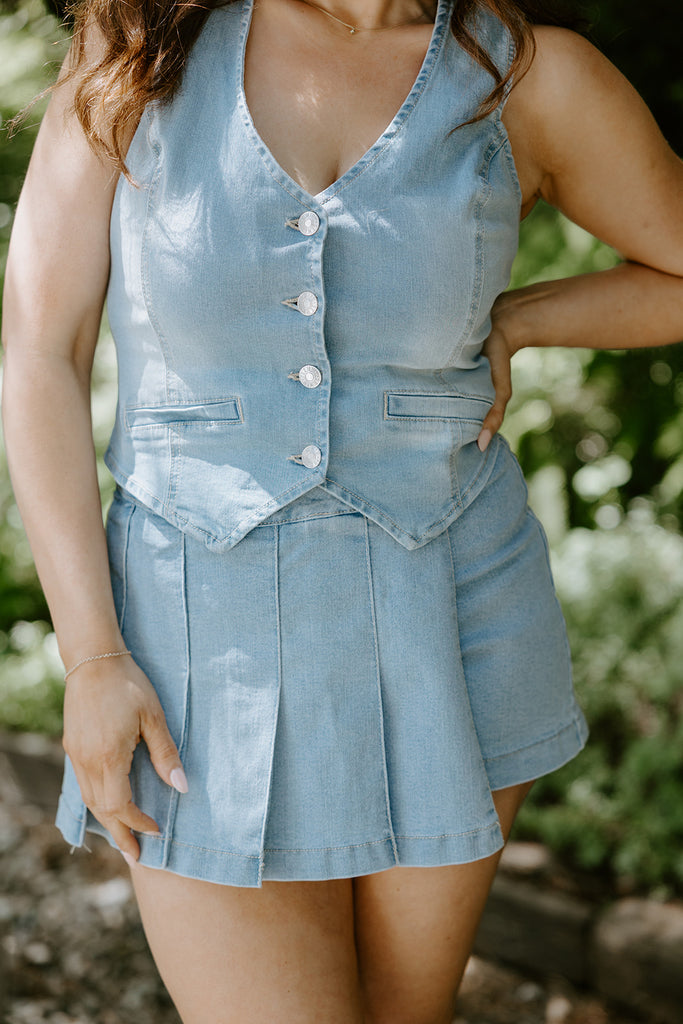 Denim Vest - Stretchy - Light Blue