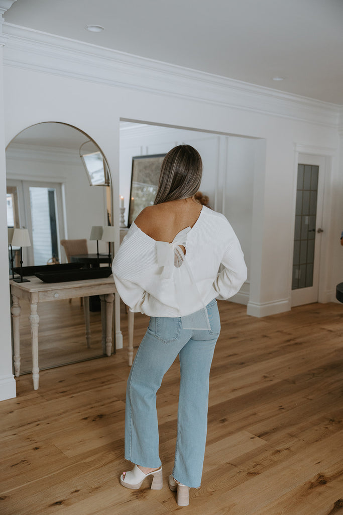 Back Bow V-neck Sweater - Cream