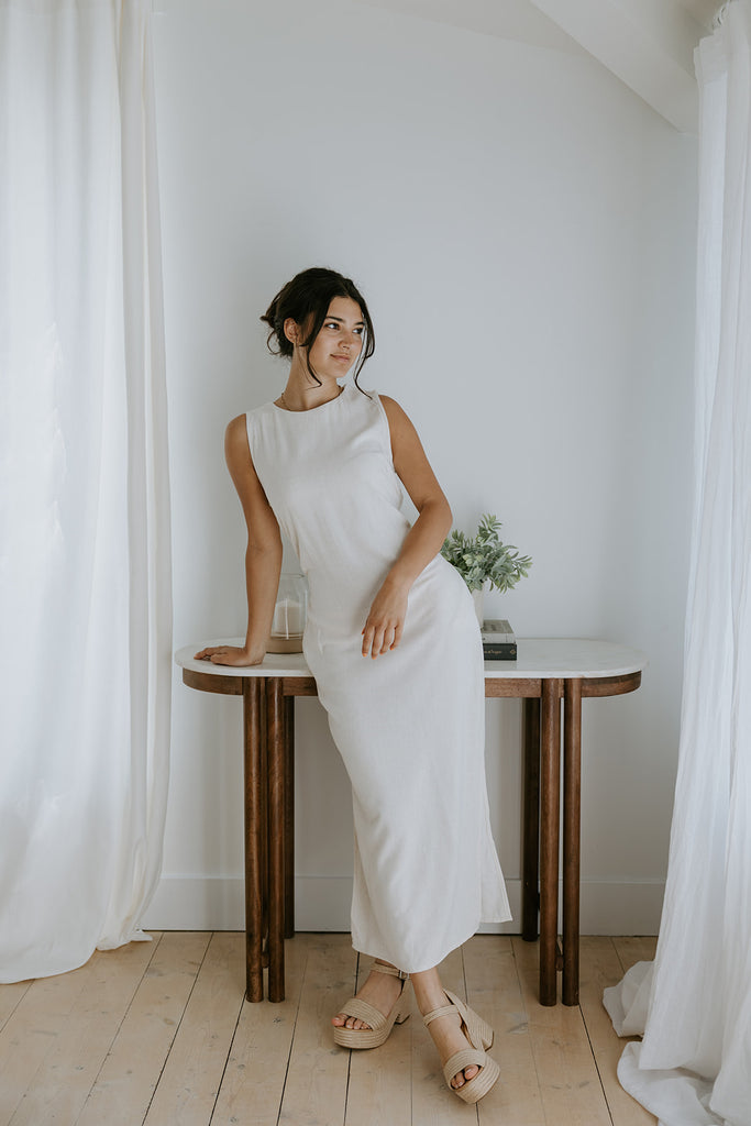 Classic Linen Dress With Smocked Back - Oat