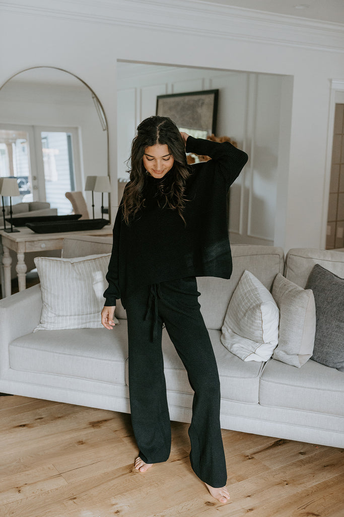 Waffle Textured Sweater & Pant Set - Black
