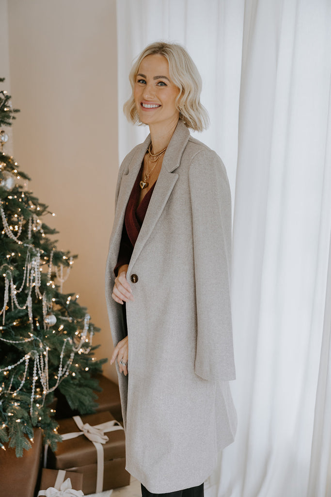 The Classic Coat - Oatmeal