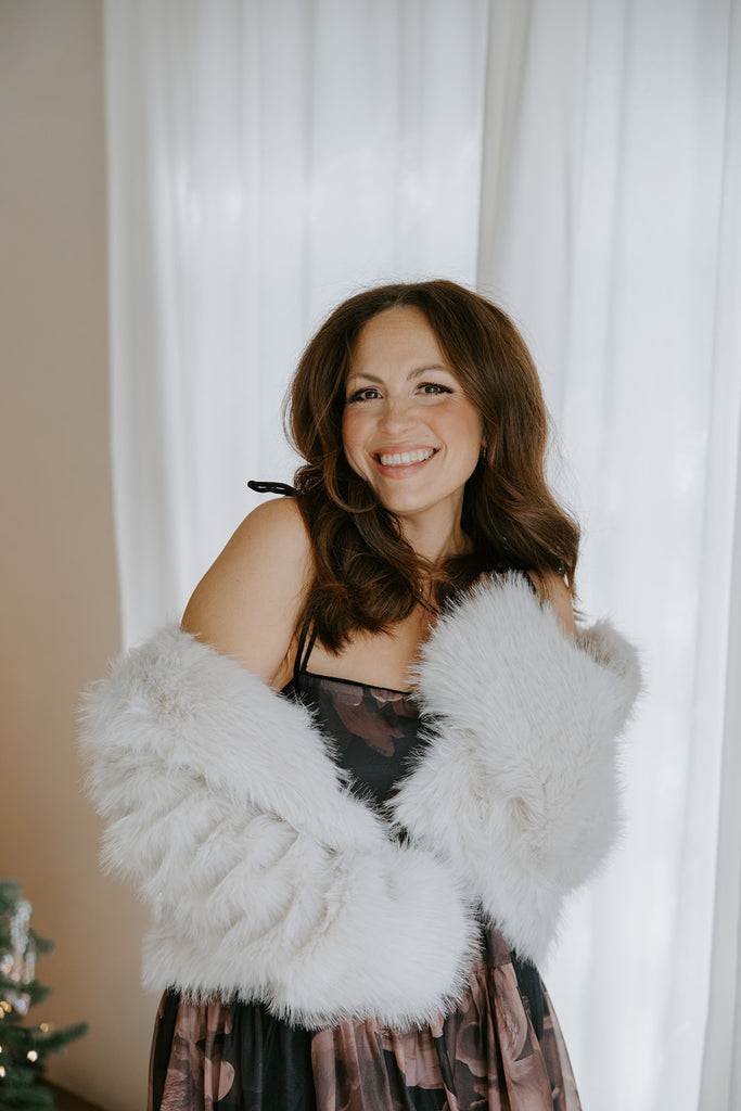 The Elevated Classic Faux Fur Jacket - Cream