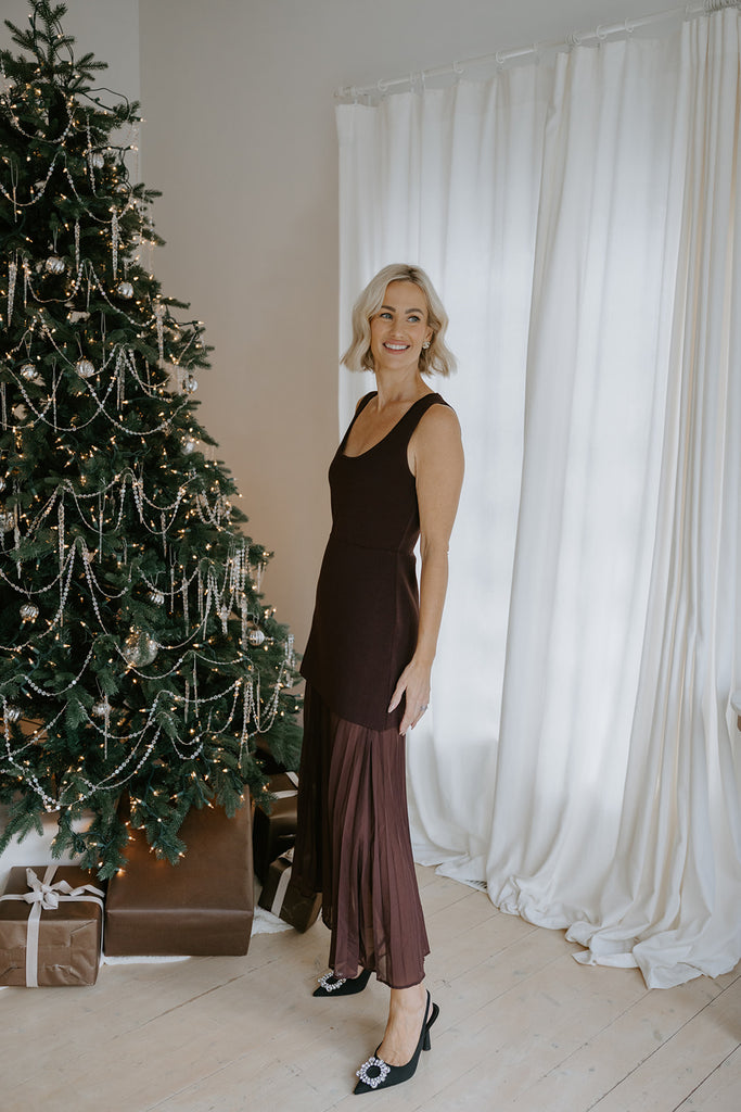 Knit Dress With Pleated Skirt Detail - Brown