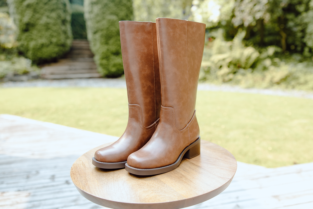 Square Toe Classic Boot - Brown