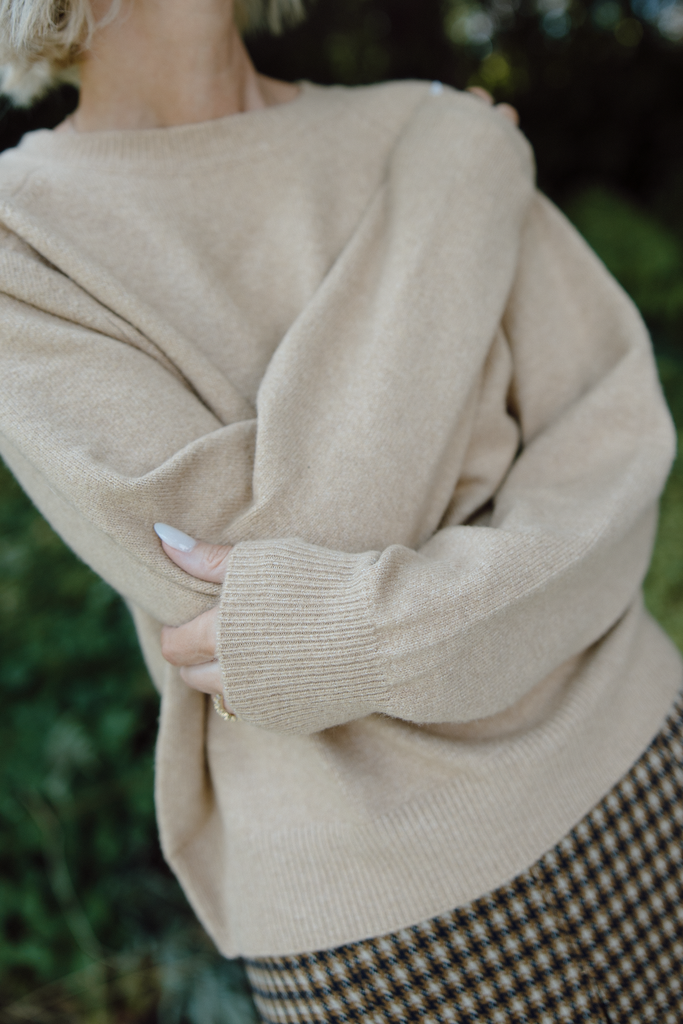 Super Soft Classic Crewneck - Camel