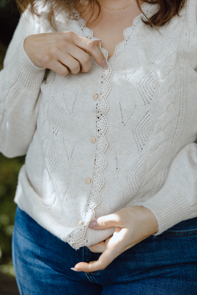 Scalloped and Lace Trim Cardigan - Ivory