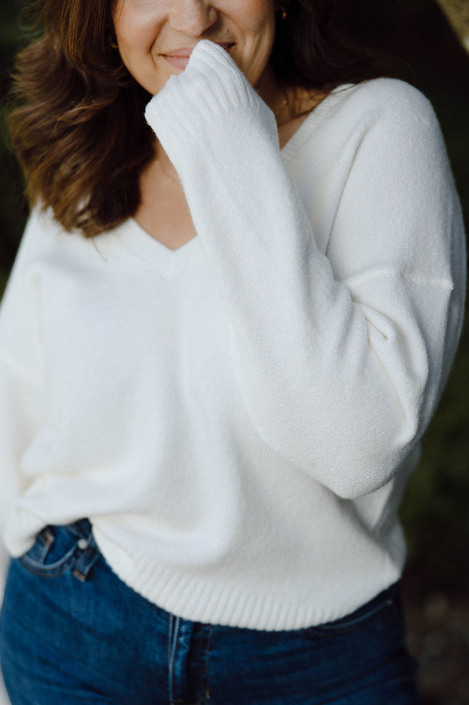 Classic V-Neck Sweater - Ivory