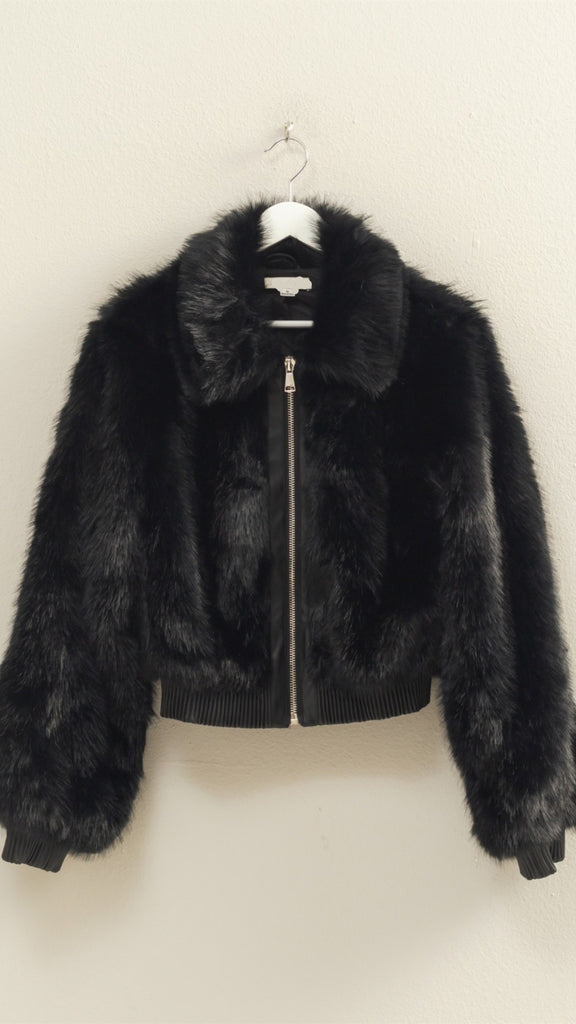 Cozy Luxe Faux Fur Jacket - Black