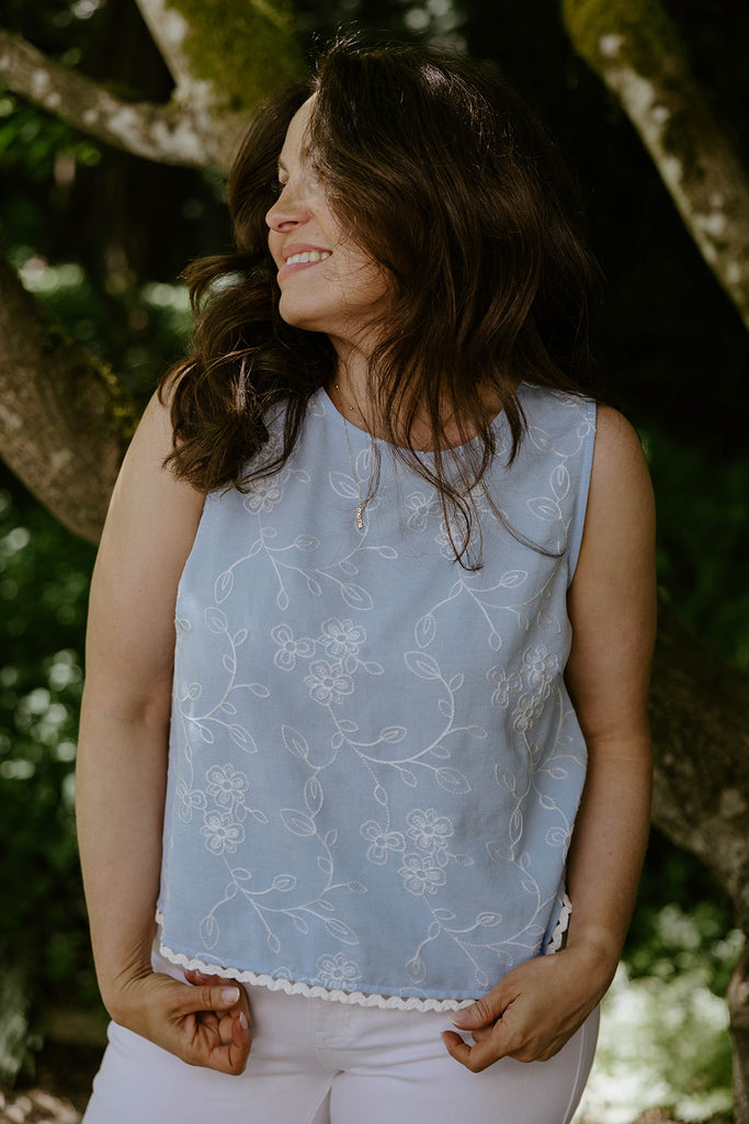 Embroidered Floral Sleeveless Top - Blue