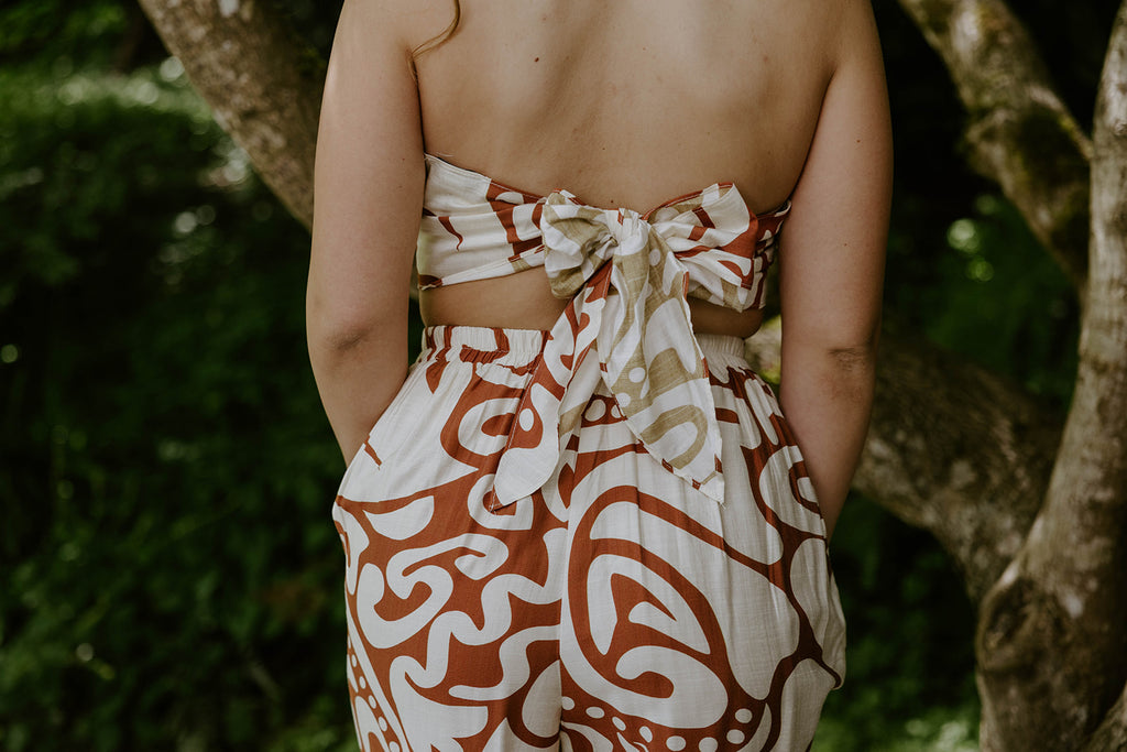 Abstract Print Top & Flowy Pant Set - Brown