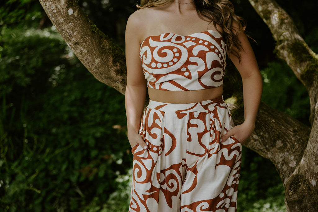 Abstract Print Top & Flowy Pant Set - Brown