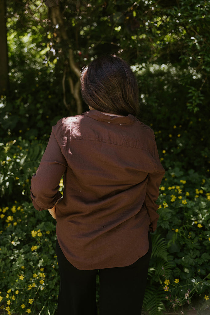 Classic Linen Button Up - Chocolate