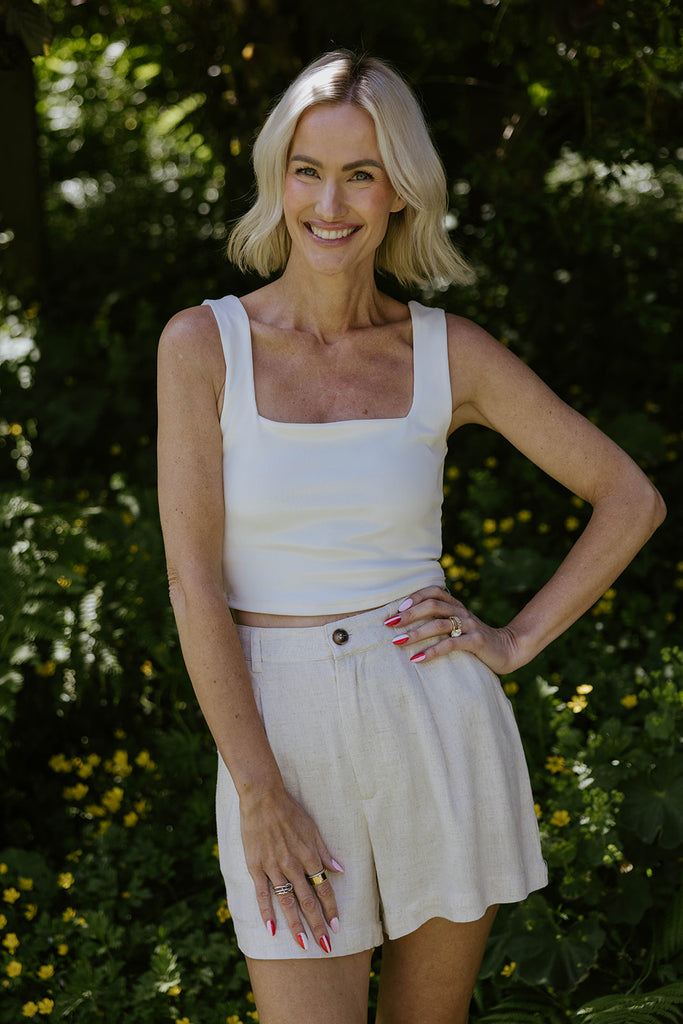 Linen Shorts with Pockets - Oat