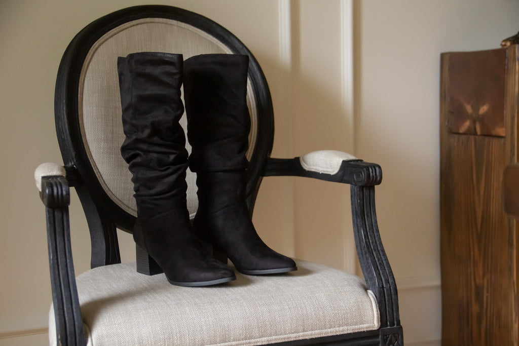 The Fall Slouch Boot - Black