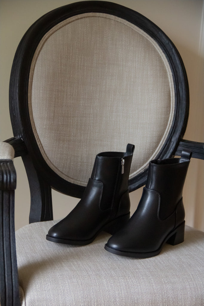 Classic Short Boot - Black