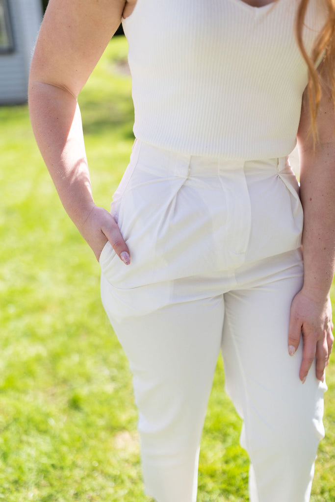 Lightweight Balloon Pant - White