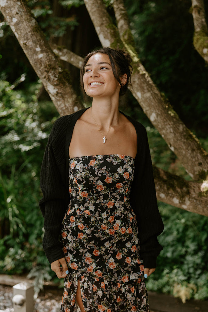 The Cropped Ballet Shrug - Black